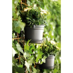 Elho Blumentopf Schwarz 20x18cm 2,5L Mit Halterung -GartenMeister Verkäufe 0555790c9c3f8726c5af09d61b1fb35d de 193661d 2 1 1