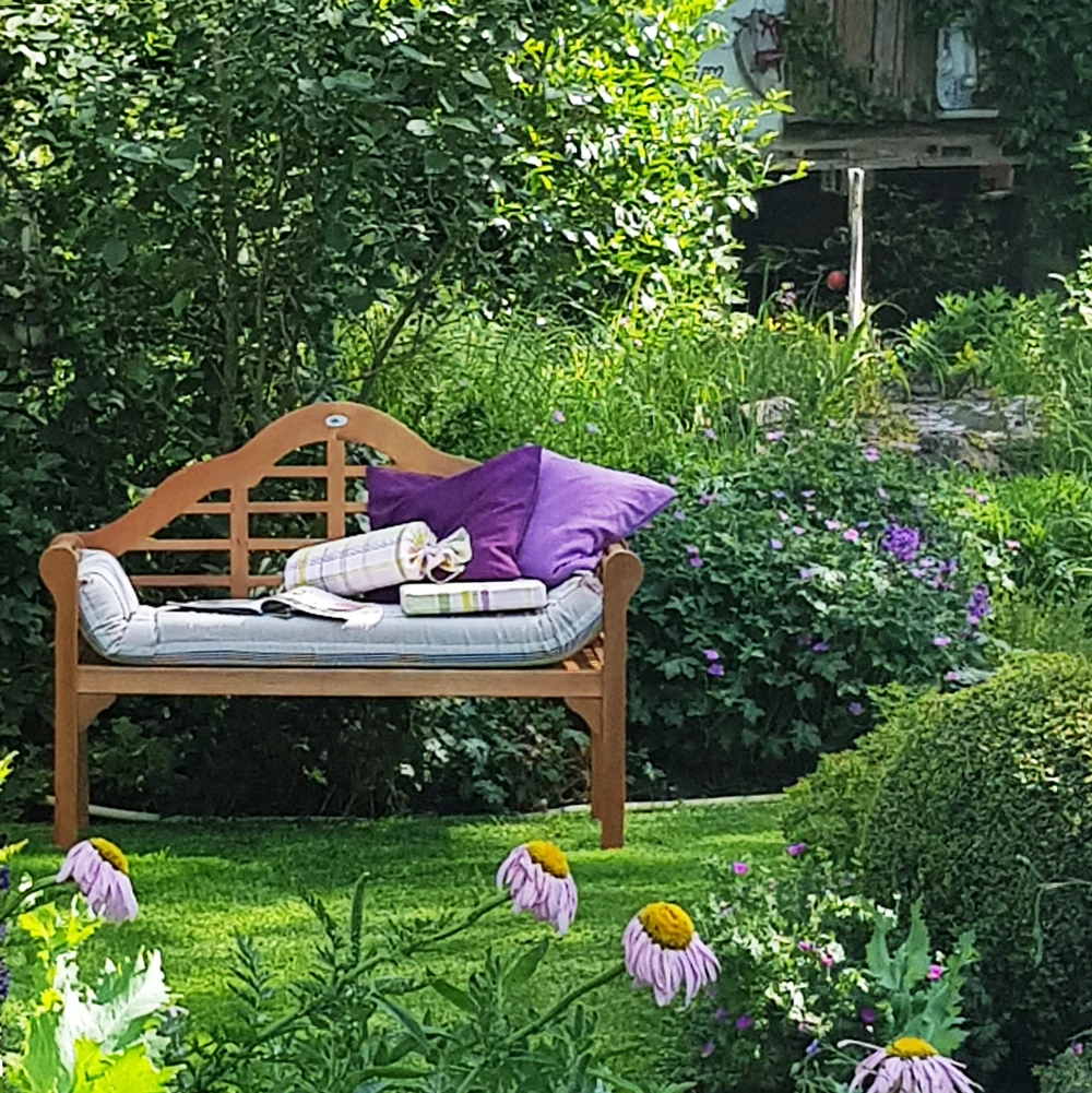 Gartenbank Marlboro Eukalyptusholz FSC®-zertifiziert 135x52x100cm 9 Gartenbank Marlboro Eukalyptusholz FSC®-zertifiziert 135x52x100cm – Bild 9