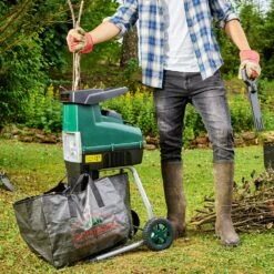 Leisehäcksler 3.075W Mit 2 Sammelbeuteln Je 60L 15 Leisehäcksler 3.075W Mit 2 Sammelbeuteln Je 60L -GartenMeister Verkäufe bfbbc3d985a48677041730fa199bc217 de 104226 57 1