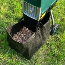 Leisehäcksler 3.075W Mit 2 Sammelbeuteln Je 60L 18 Leisehäcksler 3.075W Mit 2 Sammelbeuteln Je 60L -GartenMeister Verkäufe e2df1772cc52e1024bf30b813b864c78 de 104226d 54 1